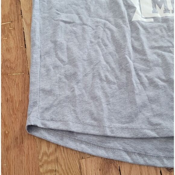 NWT Disney Classic Mickey 1928 Oversized Tee Large - Picture 2 of 6